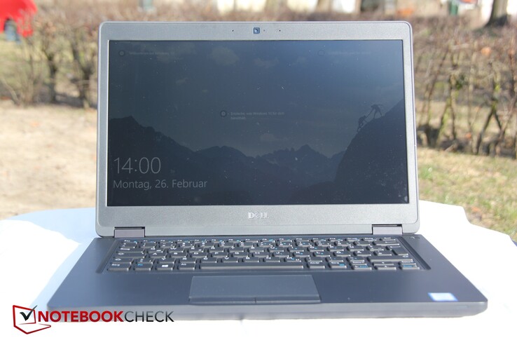 Dell Latitude 5490 (Core i7-8650U, Touchscreen) Laptop Review -   Reviews