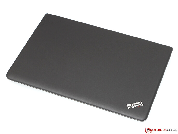 Lenovo ThinkPad E560 (Core i7, Radeon R7 M370) Notebook Review 