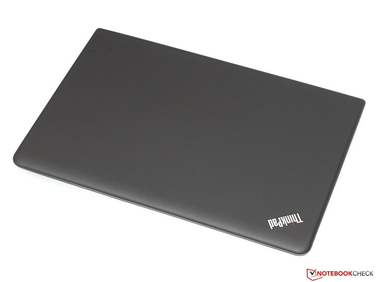 Lenovo ThinkPad E560 (Core i7, Radeon R7 M370) Notebook Review