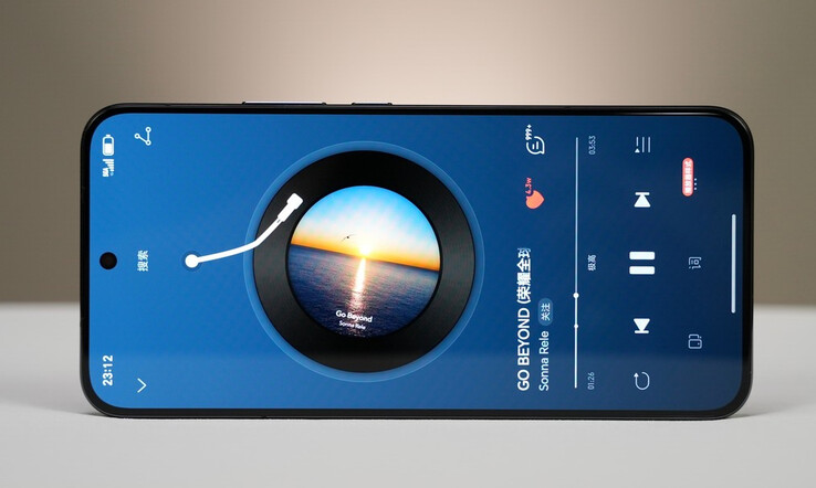 An alleged shot of the Honor GT Pro from the front. (Image source: via Digital Chat Station)
