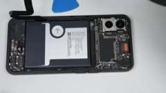 The Nothing phone (1) mid-teardown. (Source: Hugh Jeffreys via YouTube)