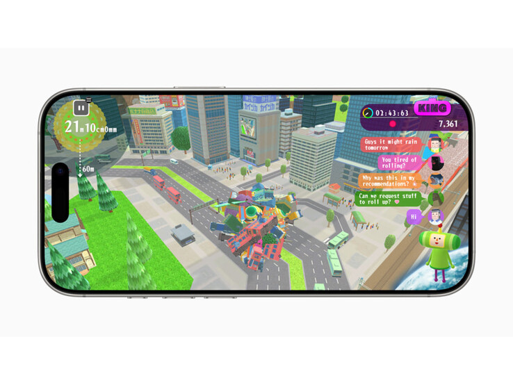 A screenshot Katamari Damacy Rolling Live being played on an iPhone. (Image Source: Apple)