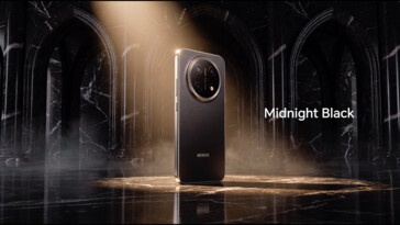 The Honor X9e Pro in Midnight Black.