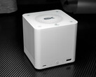 The Beelink Mate Pro has a compact form factor. Pictured: a picture showing the front view of the dock.