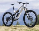 The Canyon Spectral:ON CF 9 is fairly lightweight and delivers strong pulling power