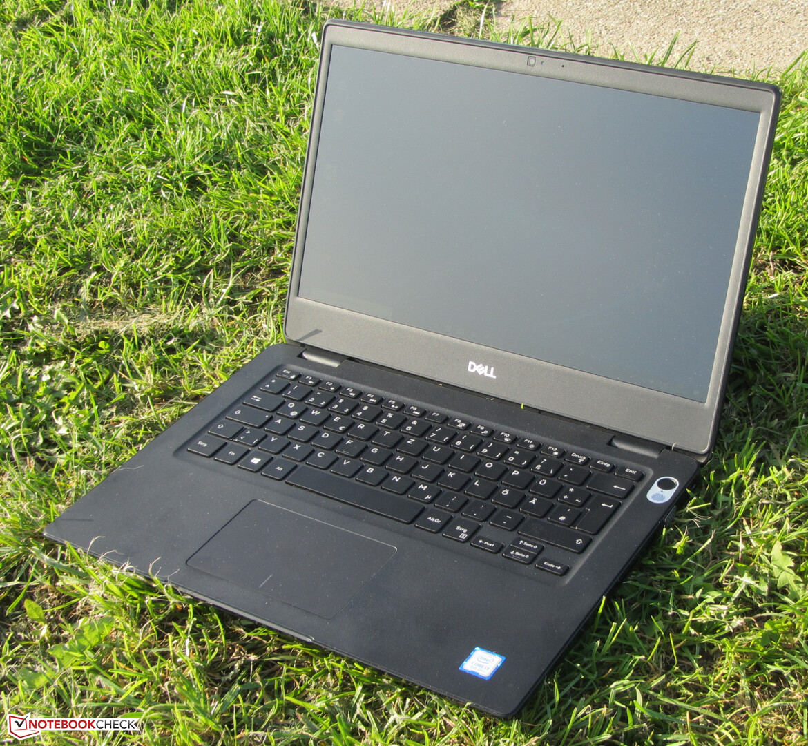 Dell Latitude 3400 Laptop Review An Affordable Business Laptop With Long Battery Life Notebookcheck Net Reviews