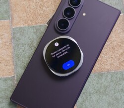 Galaxy Watch9 while attempting to charge via Wireless PowerShare