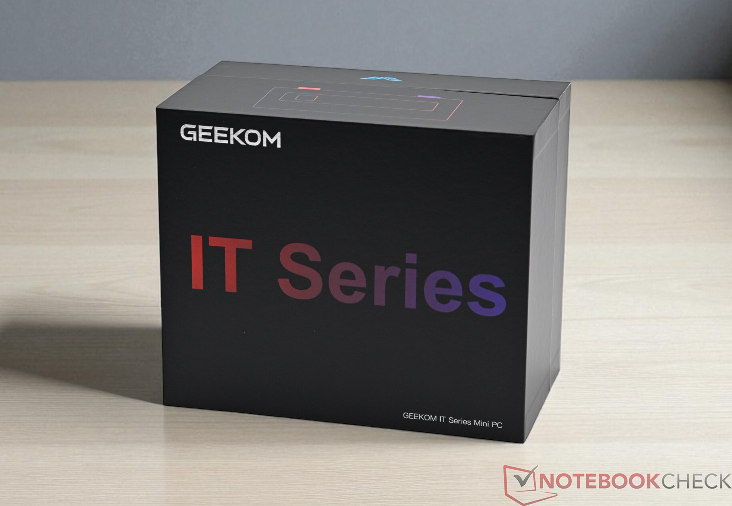 2025 Mini PC review: Geekom Mini IT15, a mini-workstation with Intel ...