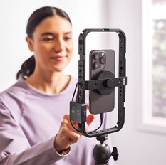 It can be handheld or tripod mounted, in both orientations (Image Source: Rode)