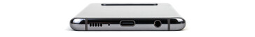 Underside: Speaker, Microphone, USB 3.1 Type-C, Headphone jack