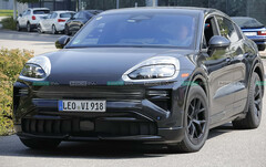 Porsche Cayenne Coupé (2026): Electric powerhouse with up to 1,000 hp. (Image source: InsideEVs)