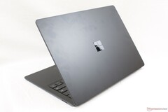 Microsoft Surface: Security concerns responsible for the lack of Thunderbolt &amp; upgradable RAM (allegedly)