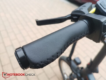 Ergonomic pleather grips