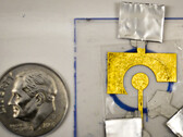 An image of the new electrochemical sensor developed by MIT researchers (Image source: MIT researchers; edited)