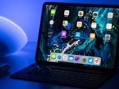 It is going to take a while until Apple presents the successor to the 2020 iPad Pro and the AirPods Pro (Image: Daniel Korpai)