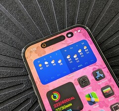 Under-display Face ID potentially makes a permanent Dynamic Island cut-out redundant. (Image Source: Christine Tomero-Chan/Digital Trends)