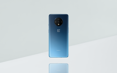 OnePlus 7T official render showing a triple-camera setup. (Source: OnePlus)