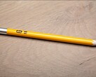 ColorWare gives the Apple Pencil a retro design. (Image: Colorware)