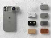 The "restrained" nature of this design addresses the technical limitations of modular phones. Pictured: the concept phone. (Image source: Mechanical Pixel)