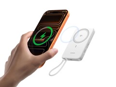 Ugreen’s MagFlow Air Qi2 Ultra-Slim Magnetic Power Bank