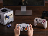 8BitDo has designed the NGC Retro Receiver to visually complement the purple GameCube. (Image source: 8BitDo)