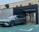 The 3d battery swap station generation is even faster (image: NIO)