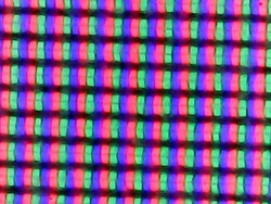 Sub-pixel array