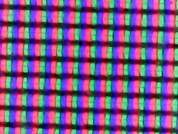 Sub-pixel array