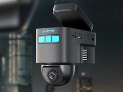 The Lamtto DC22 HD dashcam provides drivers with remote vehicle security alerts over cellular networks. (Image source: Lamtto)
