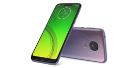 The Motorola Moto G7 Power smartphone review. Test device courtesy of Motorola Germany.