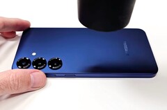 The Samsung Galaxy S25 Plus has some internal improvements (Image source: PBKreviews)