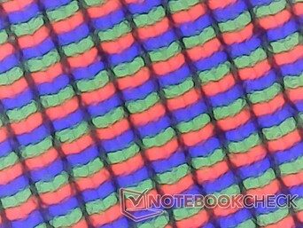 Texts and images appear slightly grainier than a glossy alternative when looking up close