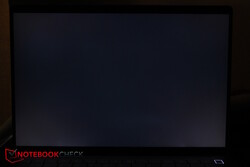 Minimum backlight bleeding