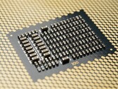 Intel brought 14 nm die to its H-series five years ago. (Image source: MyDrivers)