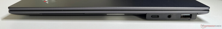 Right side: USB-C 4.0 w/ Thunderbolt 4 (40 Gbps, DisplayPort-ALT mode 1.4, Power Delivery 3.0), 3.5 mm stereo jack, USB-A 3.2 Gen.1 (5 Gbps, Always-on)