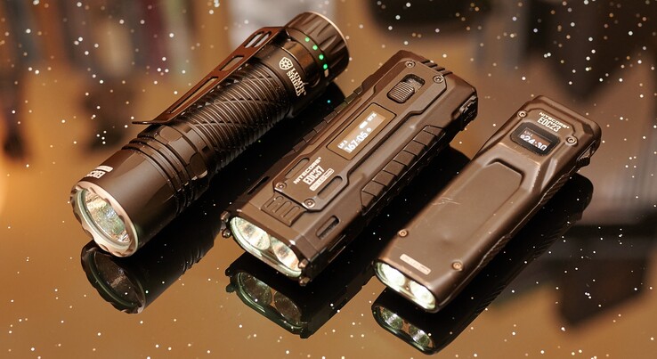 EDC35, EDC37 and EDC23 in comparison (Image source: Andreas Sebayang/Notebookcheck)