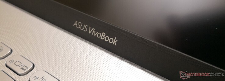 Asus vivobook 17 online ryzen 7 3700u