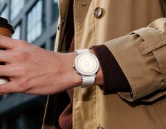 The Realme Watch S5 uses an eye-catching design.