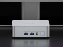 Geekom XT13 Pro: Powerful mini-PC with two USB 4