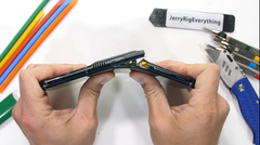 The Lenovo Legion Phone Duel 2 is quite fragile 