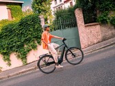 The Decathlon BTWIN LD 920E Electric City Bike with Owuru motor arrived earlier this year. (Image source: Decathlon)