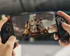 The last-gen Android flagship phone was able to emulate the tested games better. Pictured: God of War 3 being emulated on an smartphone (edited).