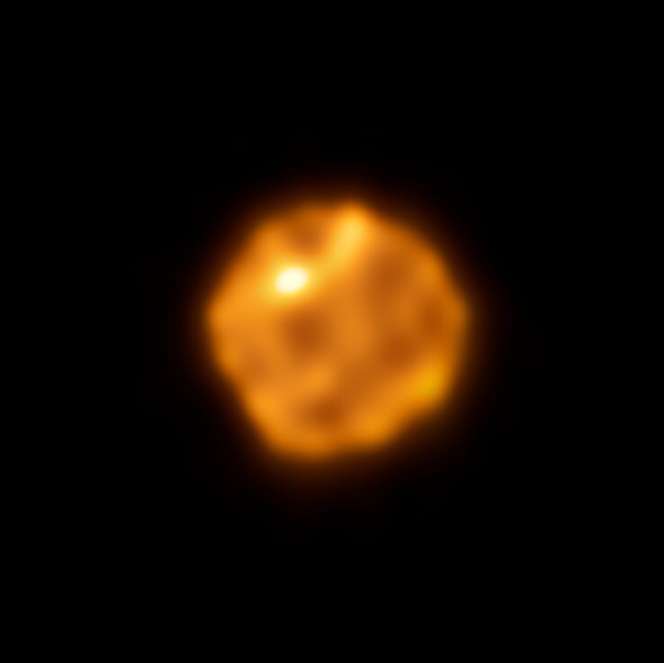The image taken by ALMA showing Betelgeuse.