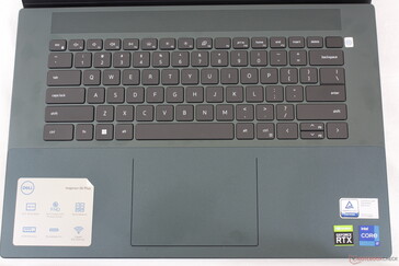 Same keyboard and clickpad experience as on the Inspiron 16 Plus 7620 2-in-1
