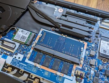 Soldered 8 GB RAM plus one DDR4 SODIMM slot for expansion