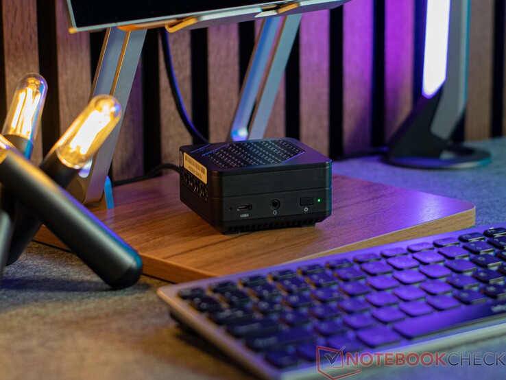 MINISFORUM EM680 is a 80mm sized ultra-compact desktop PC equipped with  Ryzen 7 6800U