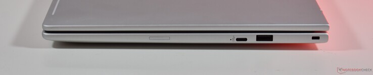 right: USB-C 3.2 Gen 2, USB A 3.2 Gen 1, Kensington Lock Slot