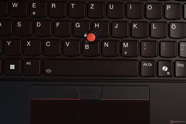 Lenovo ThinkPad T16 Gen 3 laptop in review: Big screen, big Lenovo ThinkPad T16 Gen 3 laptop in review: Big screen, big