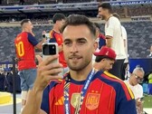 One of the world champions is using the Honors Robot Phone following his victory at the 2026 World Cup.