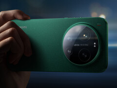 The Xiaomi 17 Ultra in one of its three global launch colours.